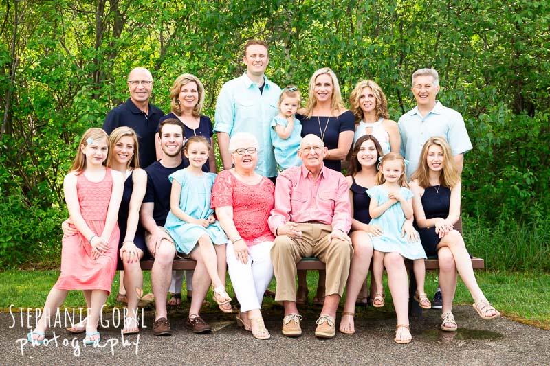 Extended family portrait session - North Reading, MA ...